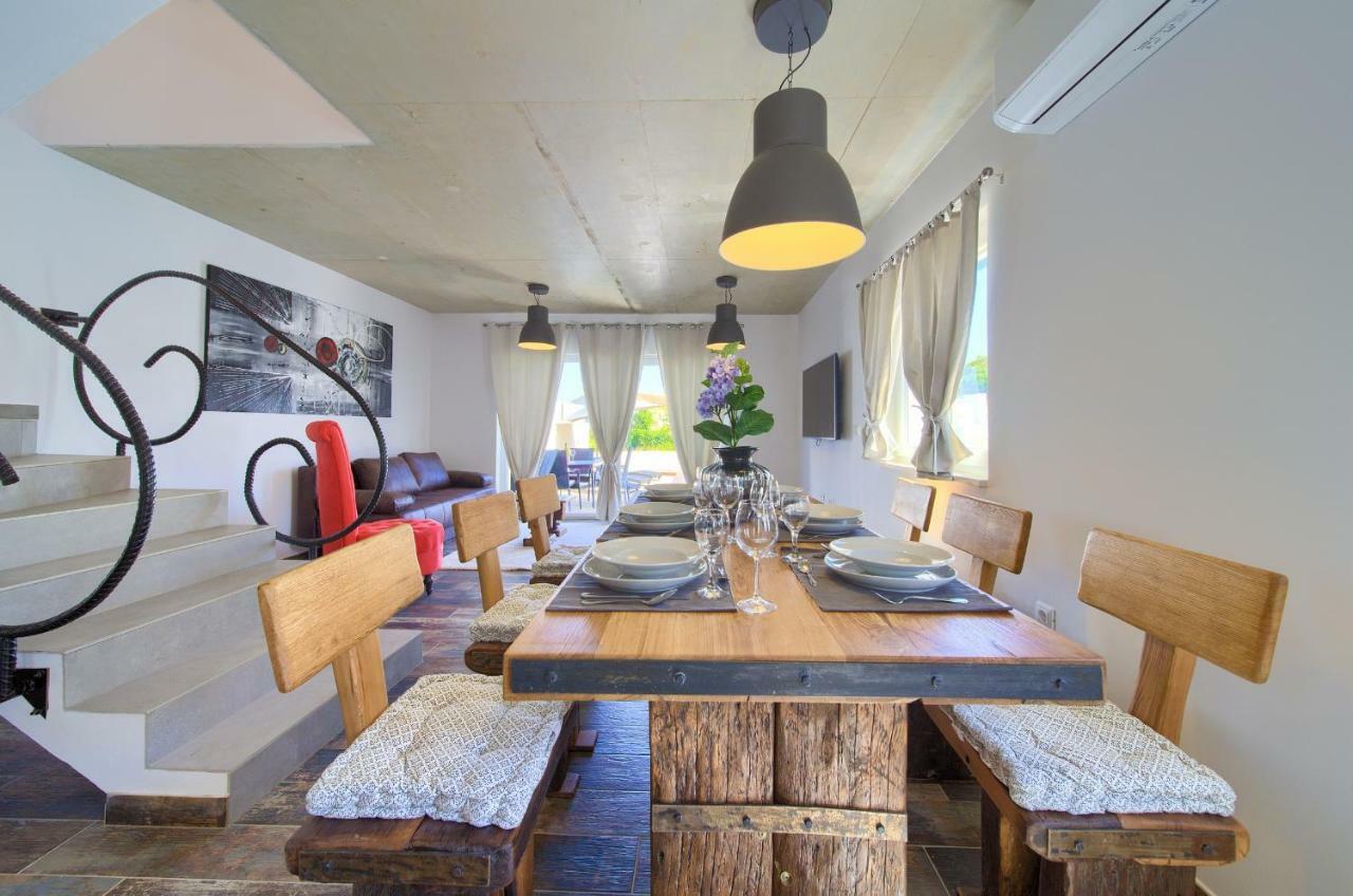 Pax Houses Vrh  외부 사진