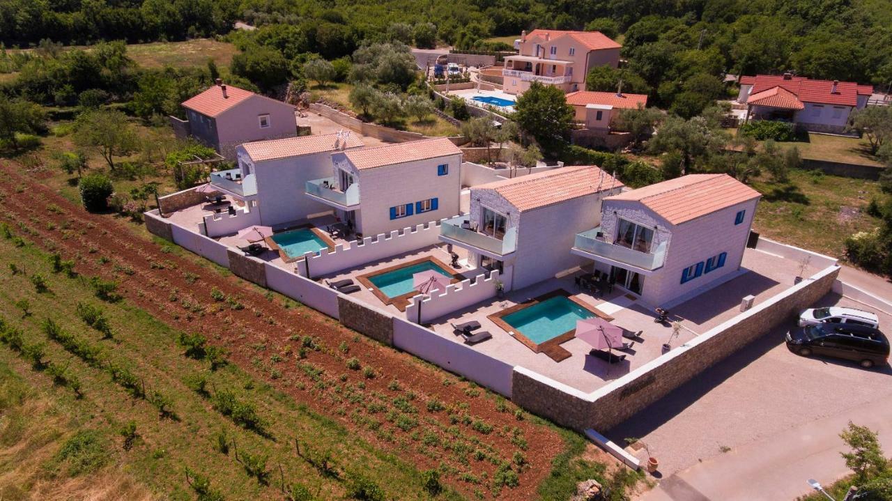 Pax Houses Vrh  외부 사진